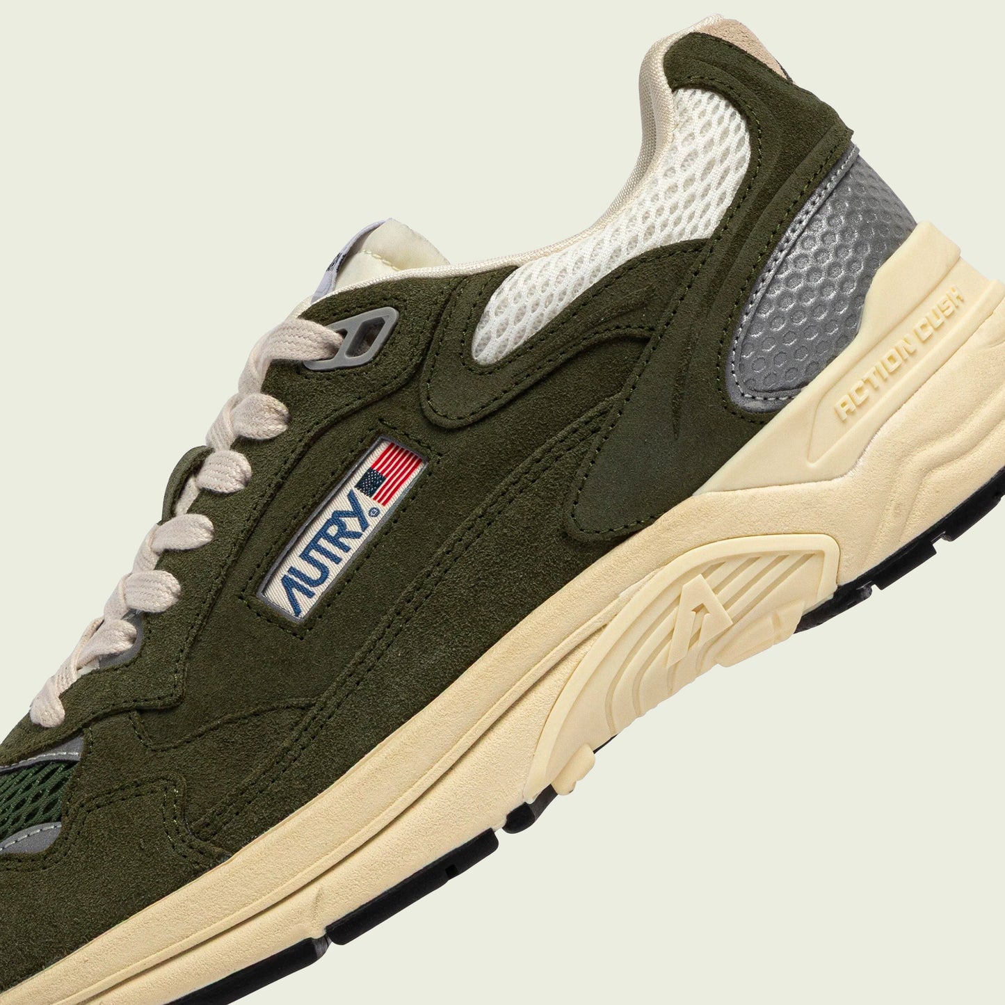 Hyperway UM24