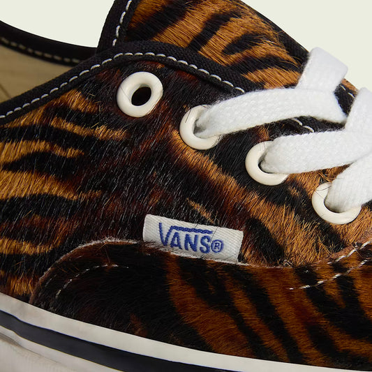 Lx Authentic 44
