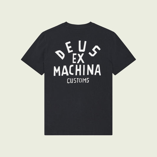 Pisstin Tee