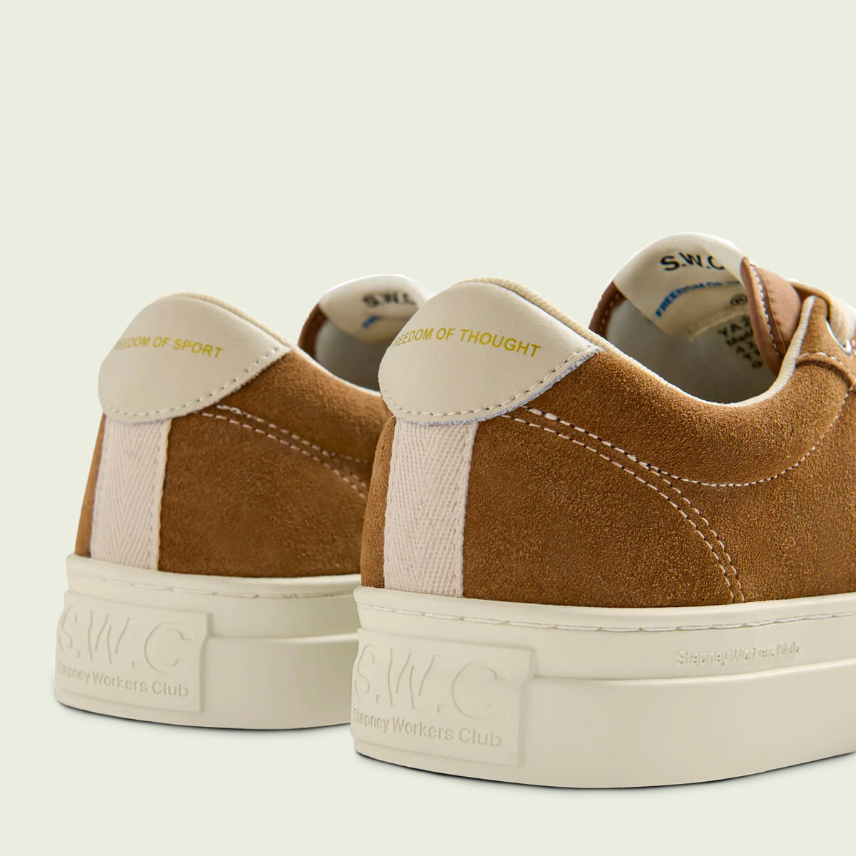 Dellow 02 Suede