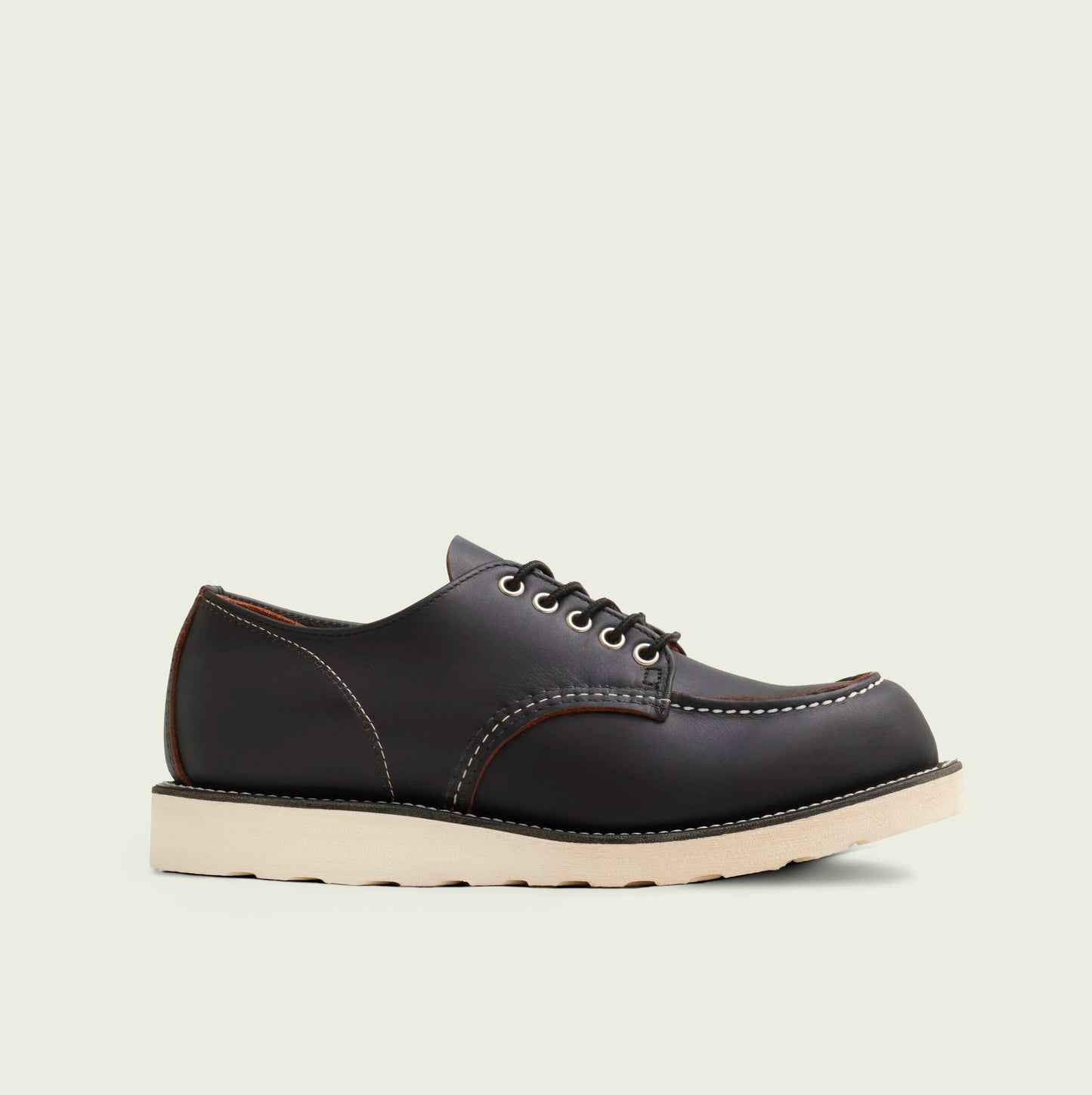 Redwing - Shop Moc Toe 8090 Black