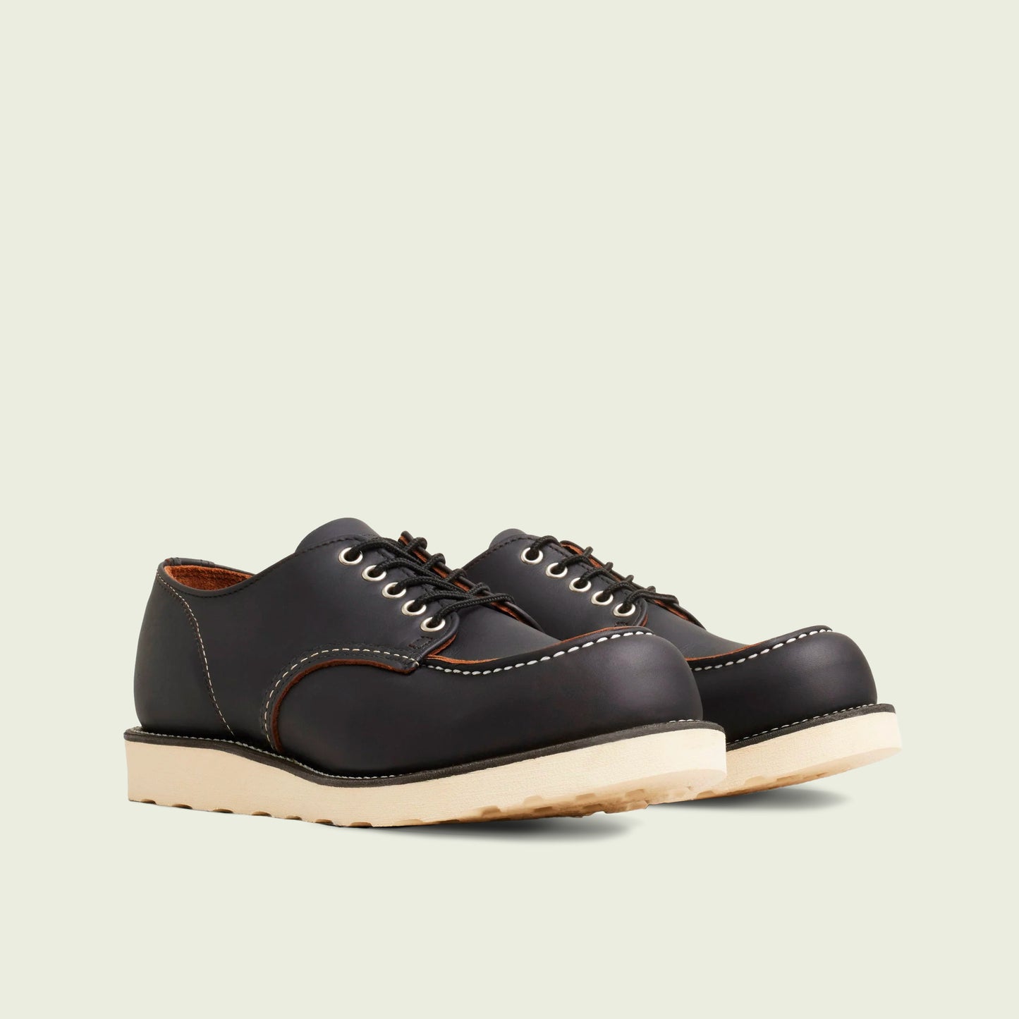 Redwing - Shop Moc Toe 8090 Black