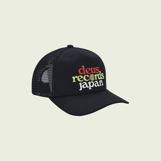 Strata Trucker
